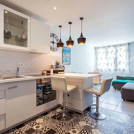 Le 44, T3 Equipe Au Centre Апартаменты